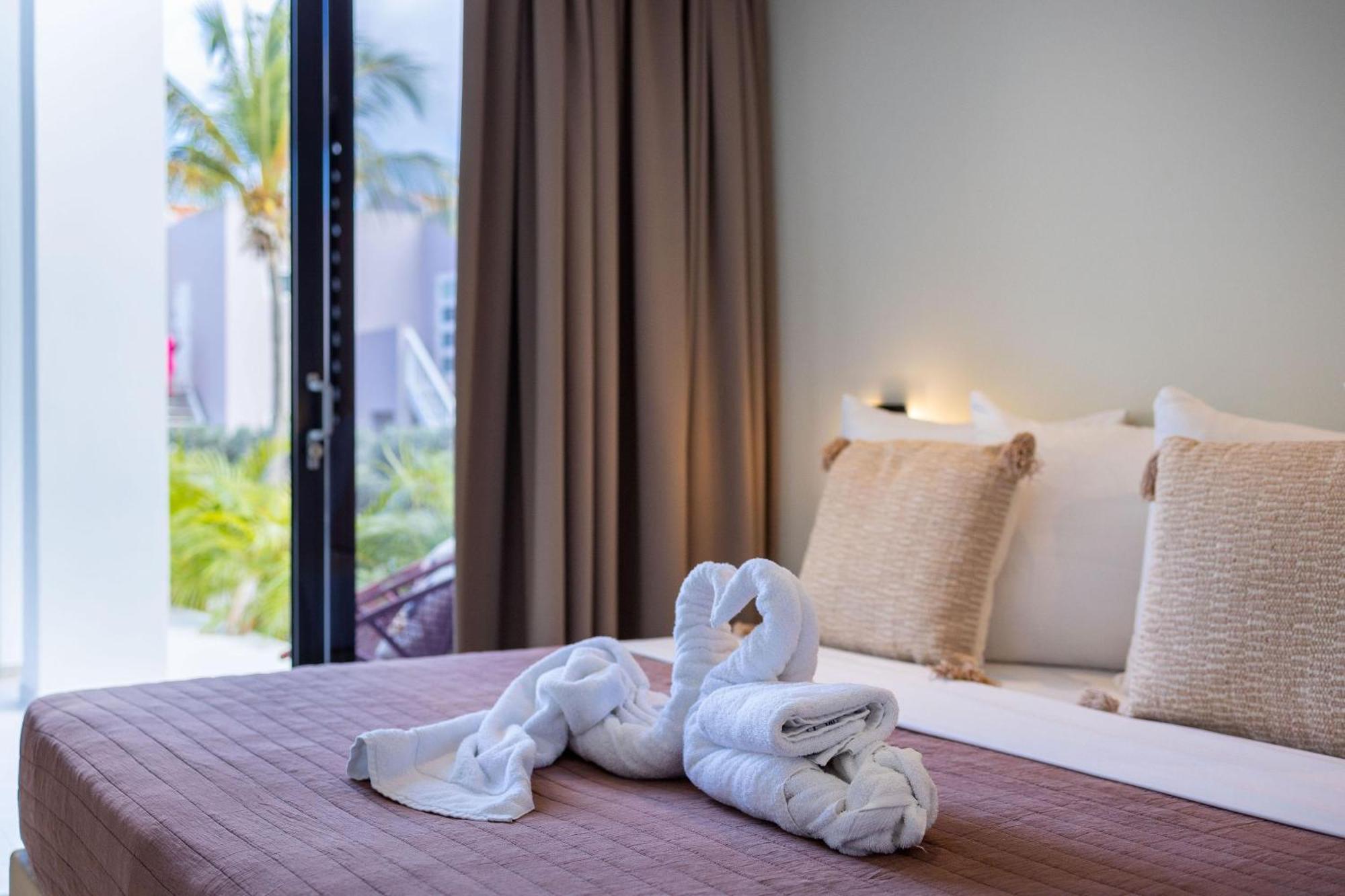 Willibrordus Coral Estate Luxury Resort מראה חיצוני תמונה