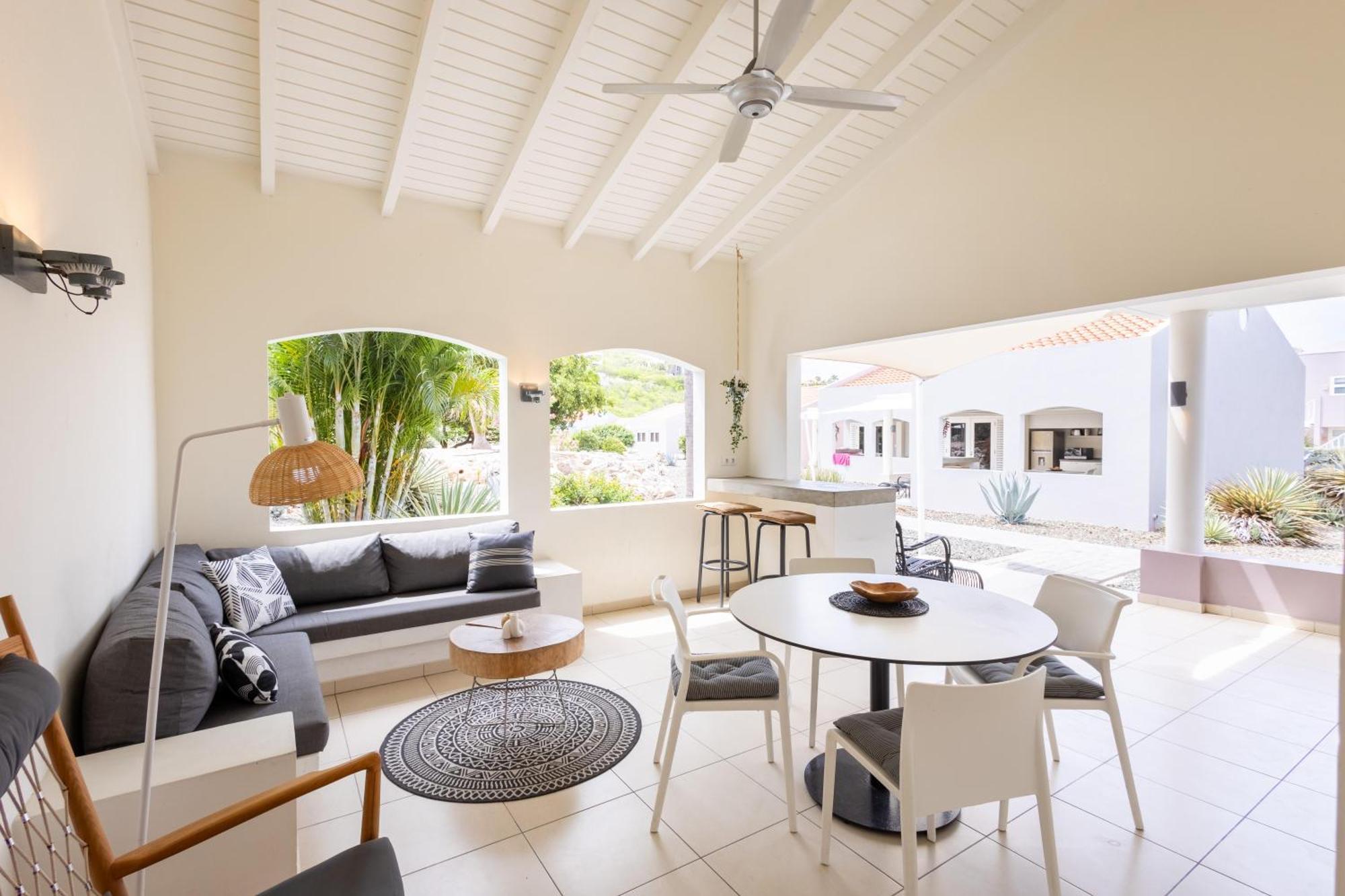 Willibrordus Coral Estate Luxury Resort מראה חיצוני תמונה